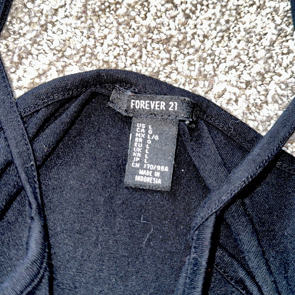 Cropped Tank - Picture 2 of 2